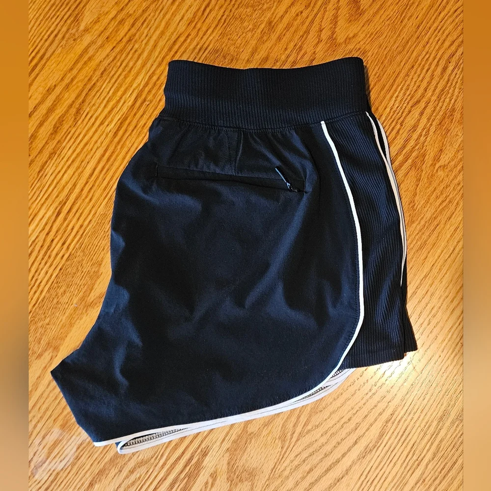 ATHLETA Running, Athletic Moisture-wicking & Quick-drying Shorts!